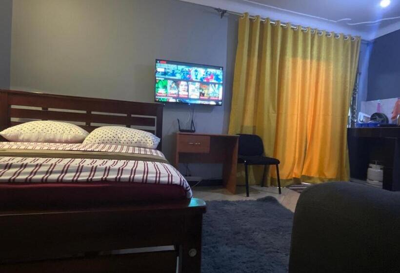 تختخواب و صبحانه Bukoto Kisaasi Suites 2