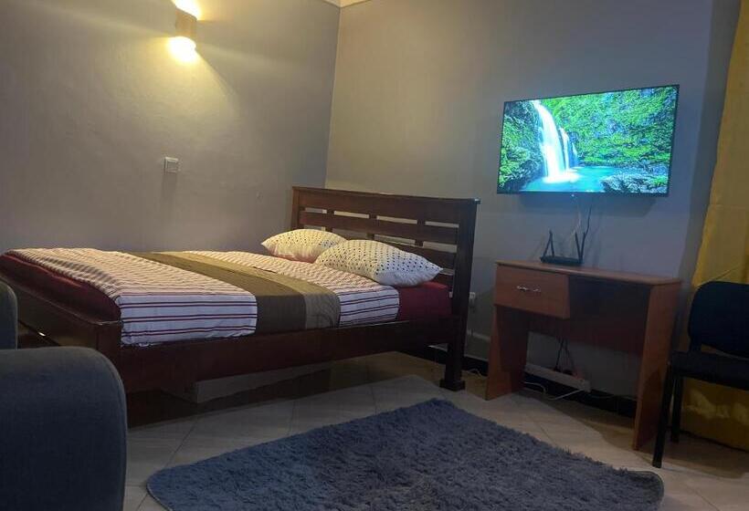 تختخواب و صبحانه Bukoto Kisaasi Suites 2