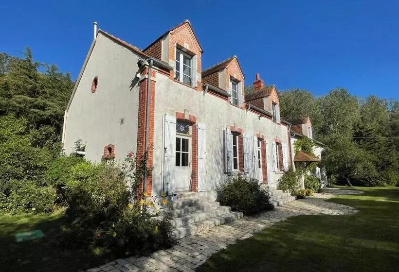 ベッドアンドブレックファースト Suite Près De Chambord