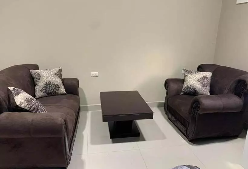 هتل El Oasis