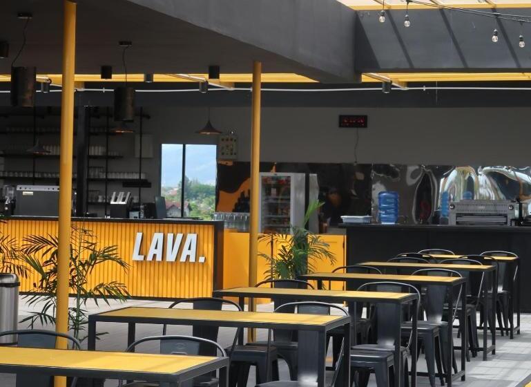 בית מלון כפרי Fhandika Boutique Inc