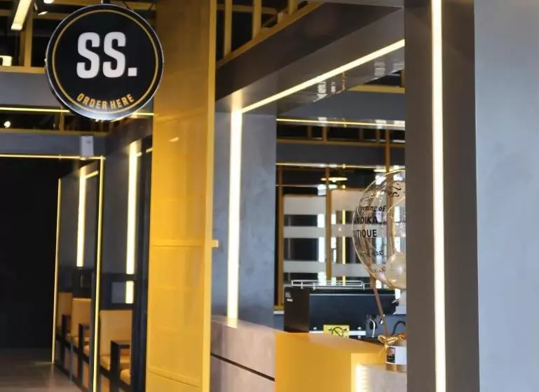 Hotelli Fhandika Boutique Inc