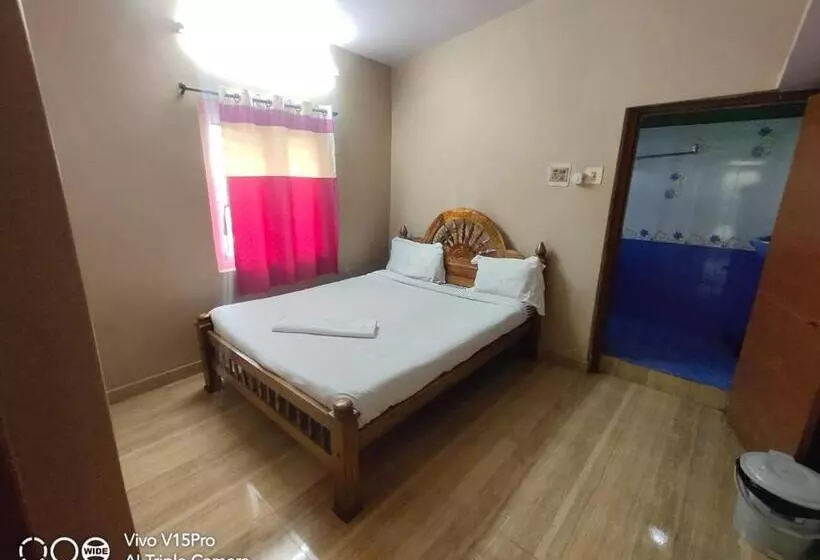 Hotelli Gk Holiday Inn