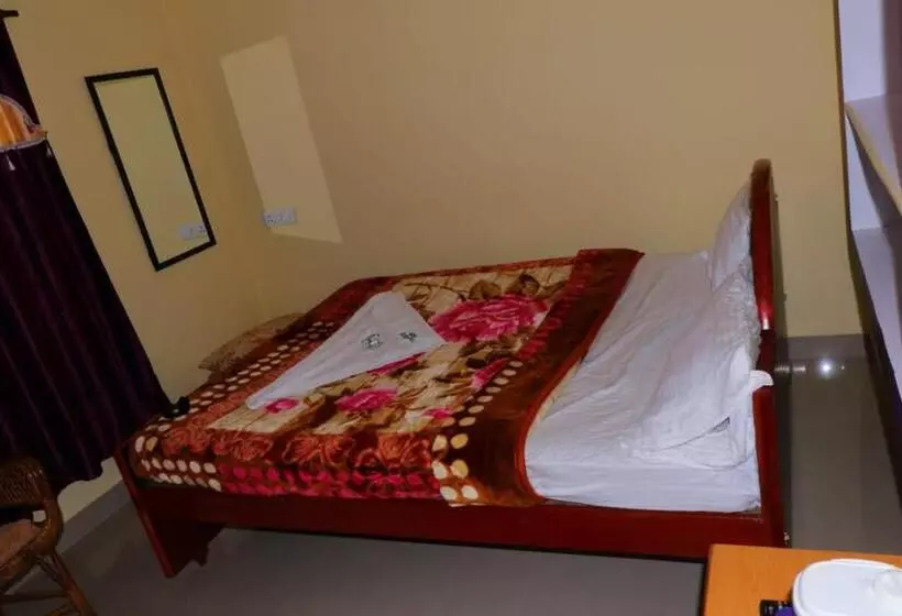 Hotelli Gk Holiday Inn