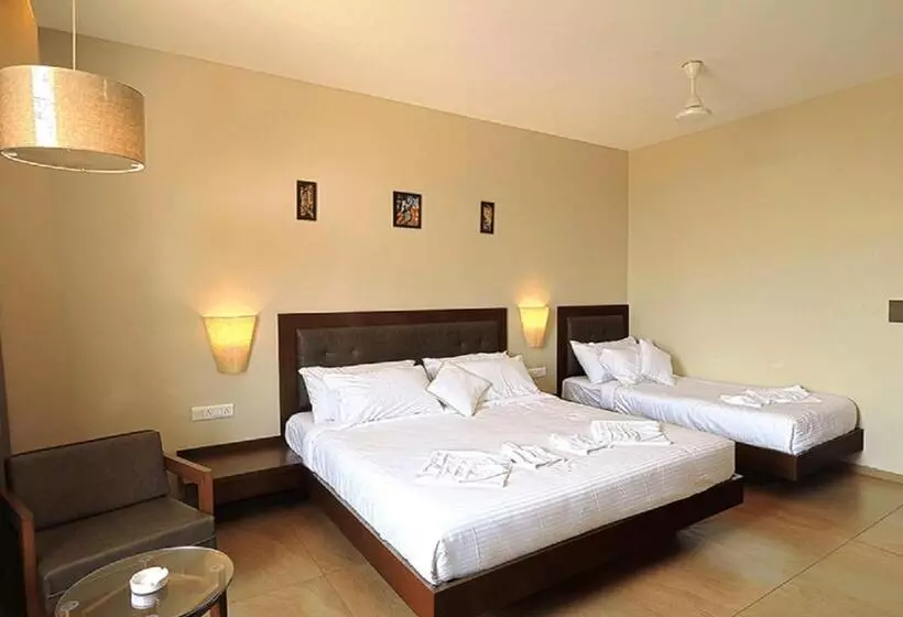 Hotelli Lemon Grass   Kudal