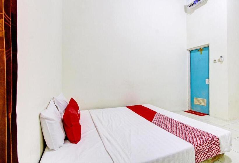 Hotel Oyo 93208 Guest House Cemara 2