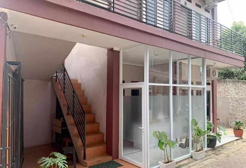 Hotelli Reddoorz Near Fkip Untirta Serang