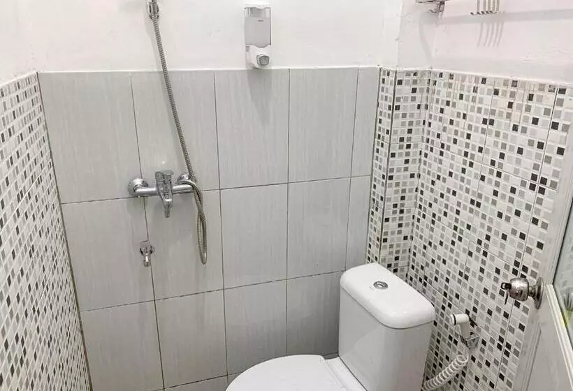 Hotelli Reddoorz Near Fkip Untirta Serang