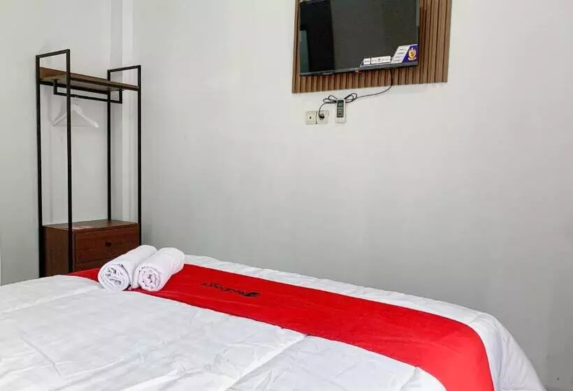 Hotelli Reddoorz Near Fkip Untirta Serang