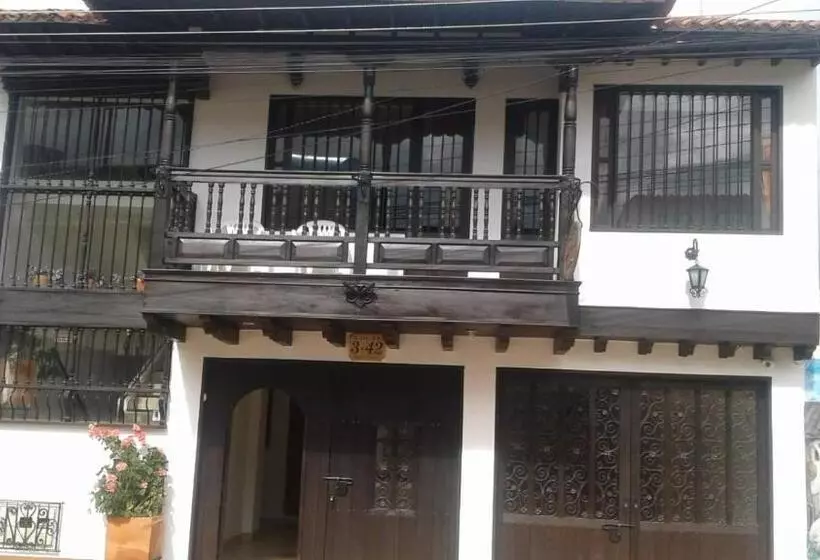 Hotelli Santa Helena Hospederia