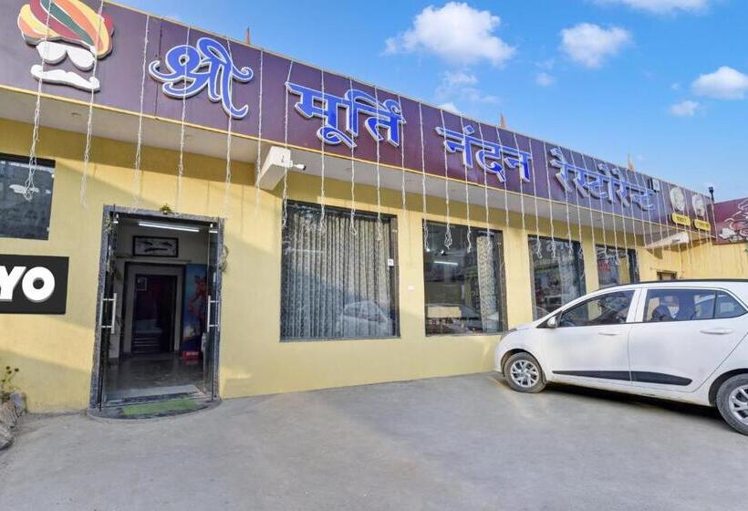 Hotelli Spot On Shree Murti Nandan