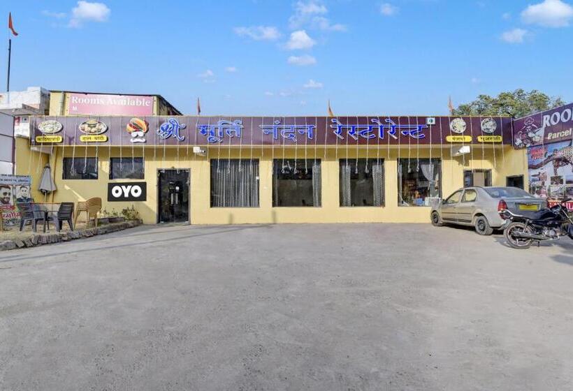 Hotelli Spot On Shree Murti Nandan