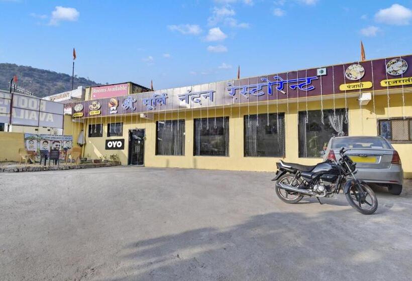 فندق Spot On Shree Murti Nandan