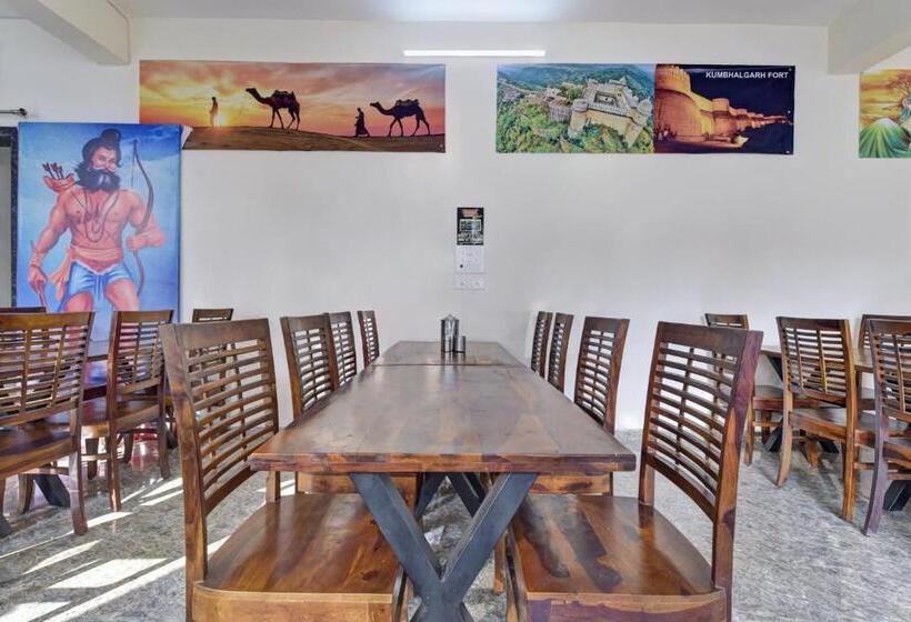 فندق Spot On Shree Murti Nandan