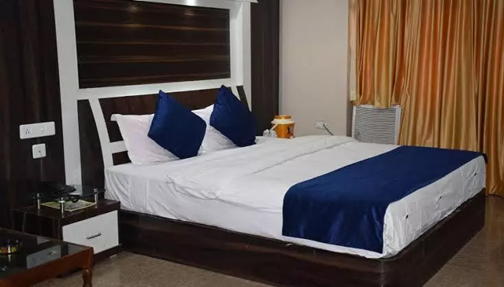 ホテル Srikruti