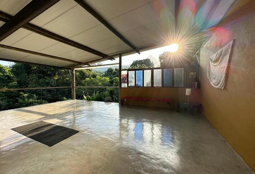 Mentepura Yoga Hostel