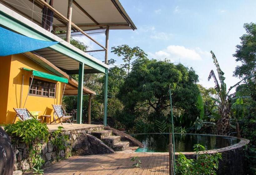 Mentepura Yoga Hostel