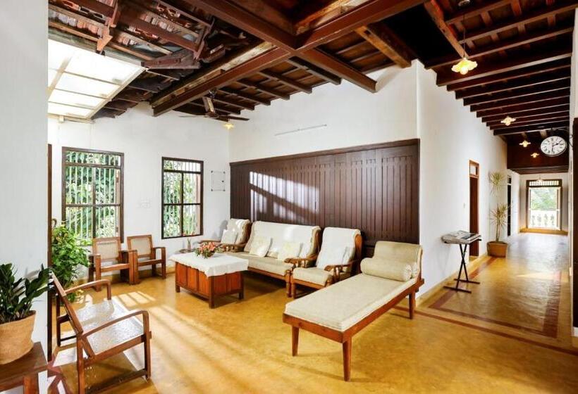 Пансион Beside The River