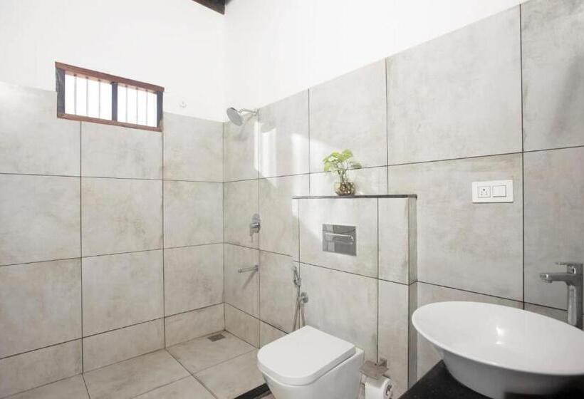 Пансион Beside The River