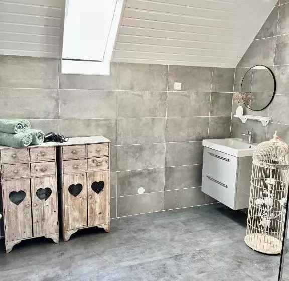 ペンション Etage Entier Privé, 45m2 Chez Regine