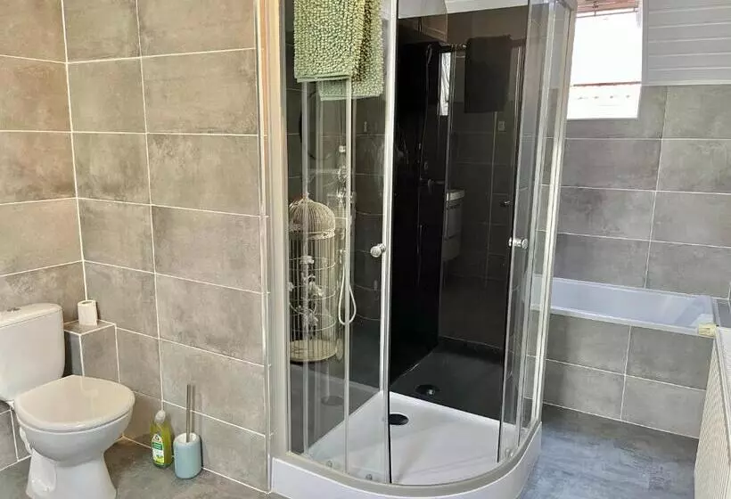 ペンション Etage Entier Privé, 45m2 Chez Regine