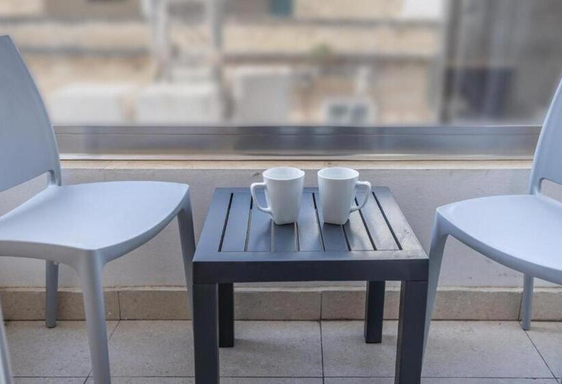 پانسیون Studio 41 At The Vibrant Olo Living Guesthouse