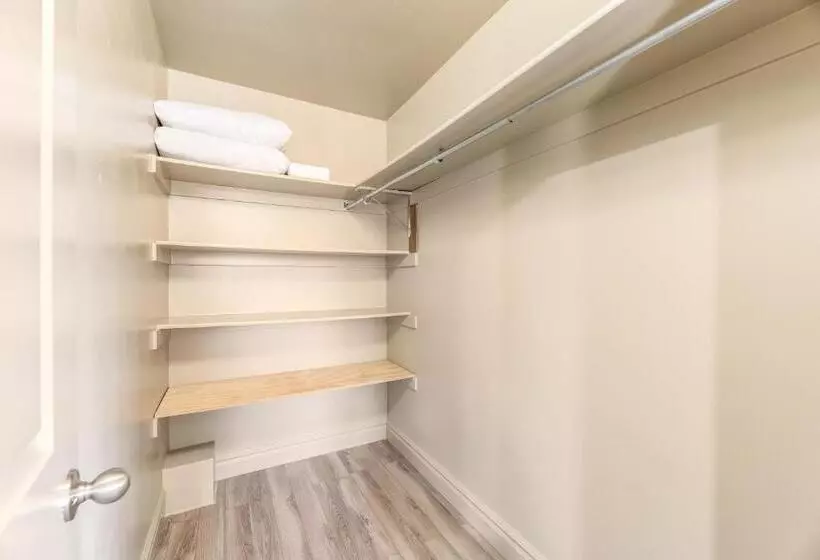 ユースホステル Spacious Studio Retreat L Century By Stay