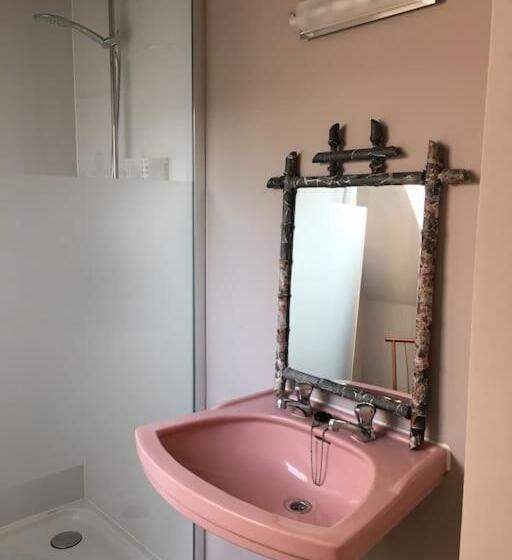 민박 Gastenverblijf In Belle Epoque Woning