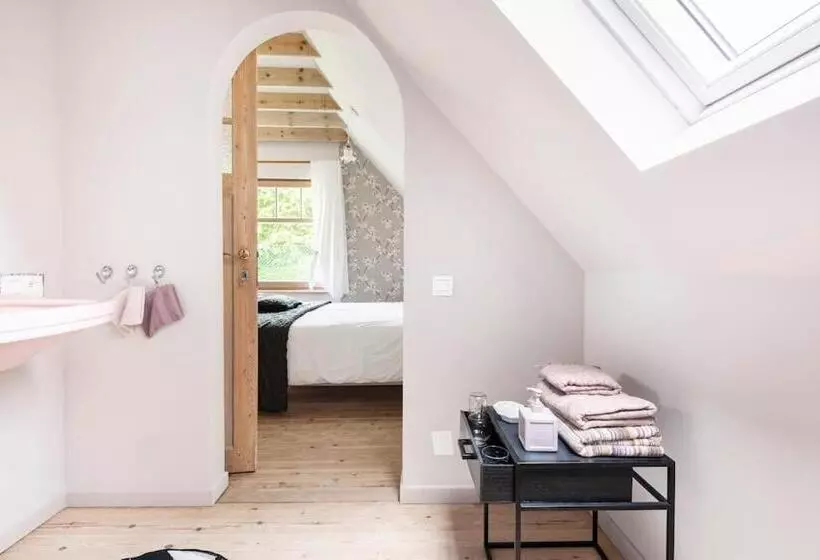 Aamiaismajoitus (B&B) Gastenverblijf In Belle Epoque Woning