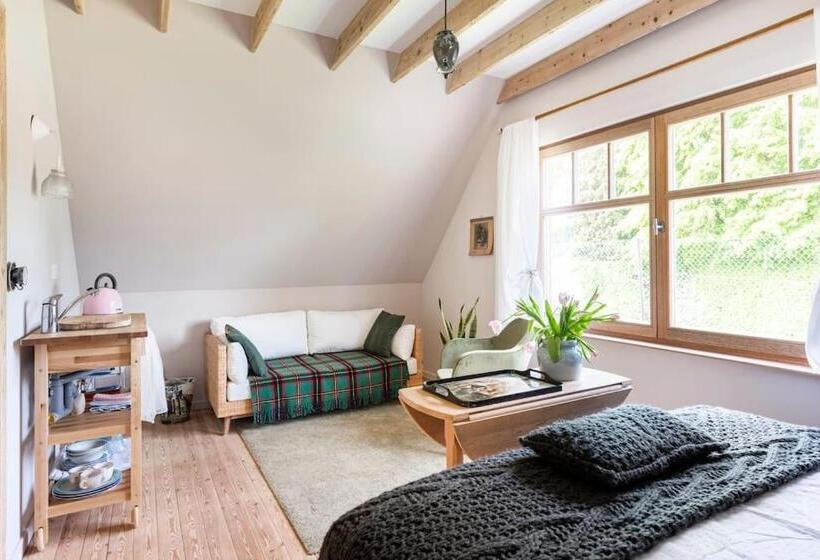 민박 Gastenverblijf In Belle Epoque Woning