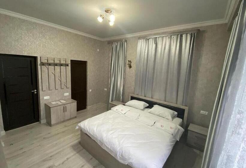 تختخواب و صبحانه Tegh