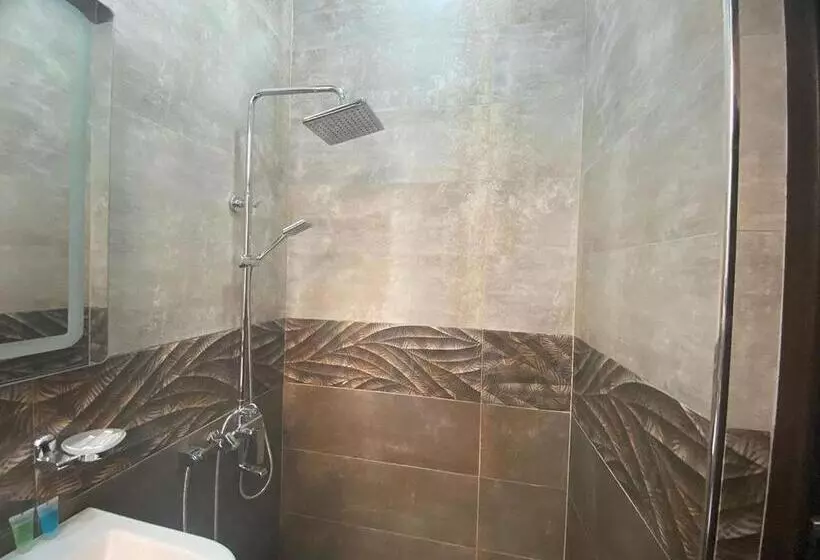 تختخواب و صبحانه Tegh