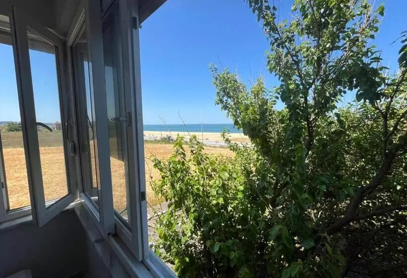 Airport Confort Guest House