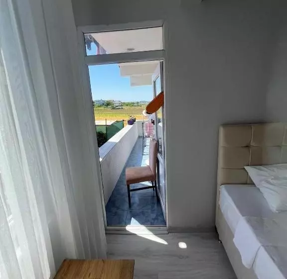 Airport Confort Guest House