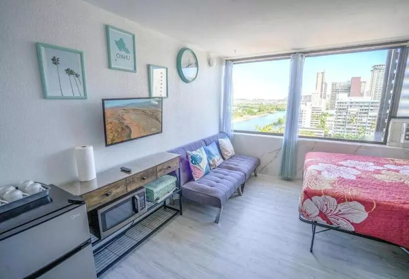 Diamond, Ocean, And Canal View Affordable Family House7person