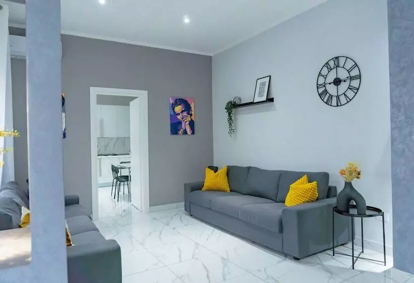 Hostel Partenope