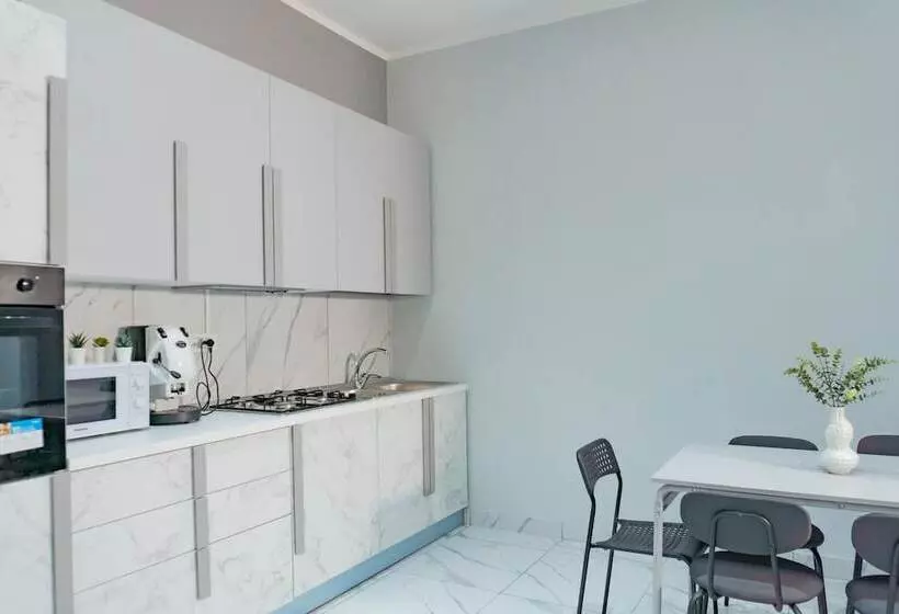 Hostel Partenope