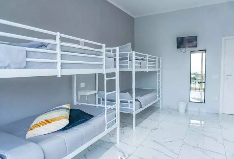 Hostel Partenope