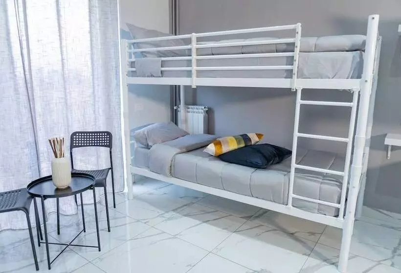 Hostel Partenope
