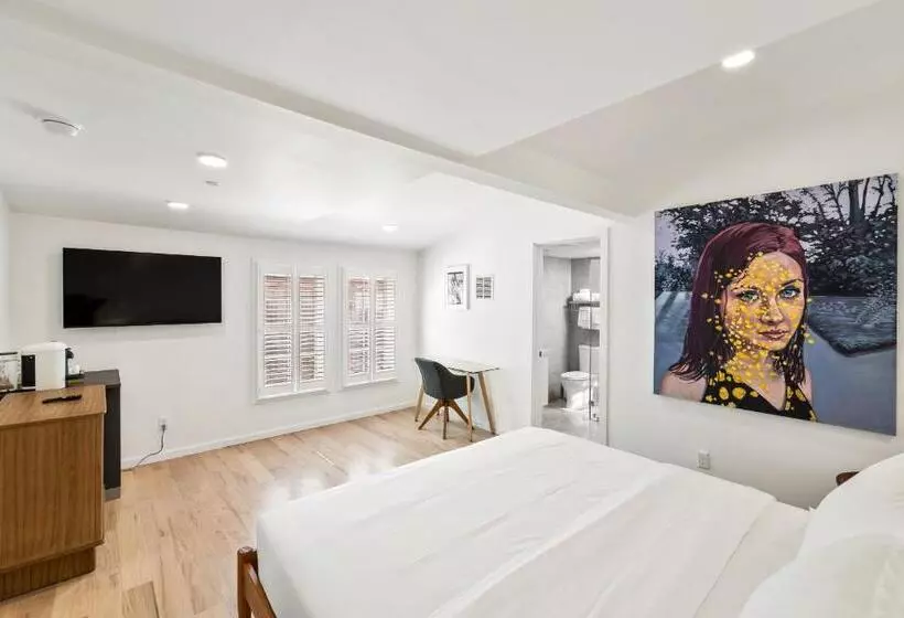 Hotelli Boutique Room Steps From Downtown Mall Rose Jean Room 2