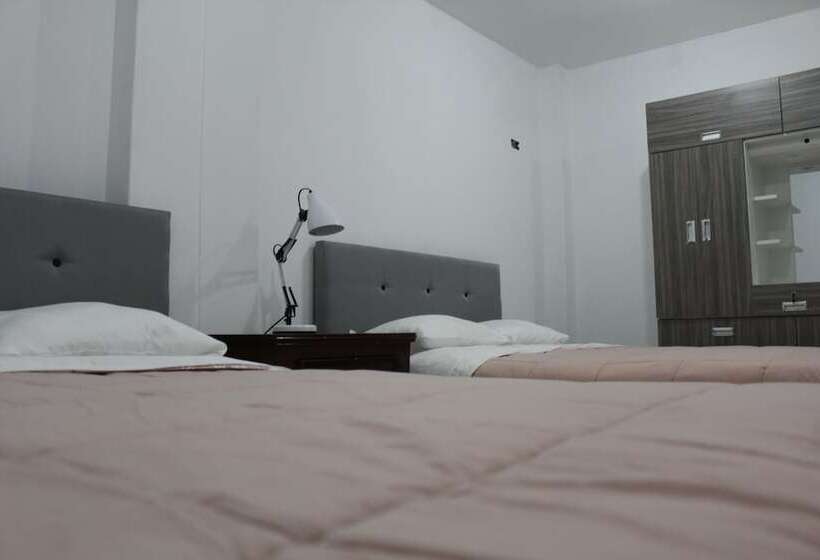 Hotel Hospedaje Las Parraz