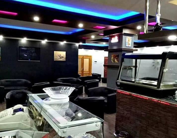 هتل Hôtel Des Frères Bouaza