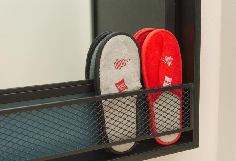 Hotel Ibis Li Wang Road, Jiaodong Airport