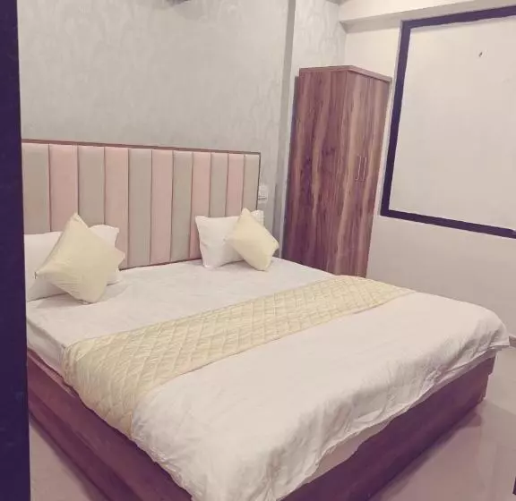 Krishna Hotel Gandhinagar