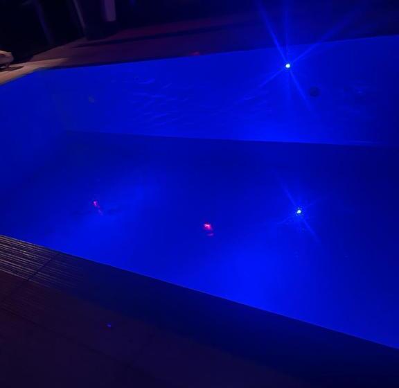 هتل Magida Gardens