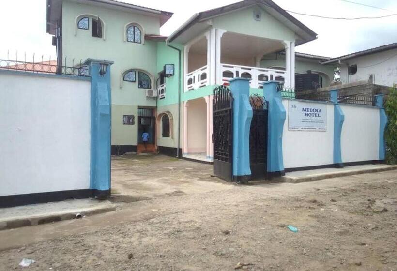 هتل Medina
