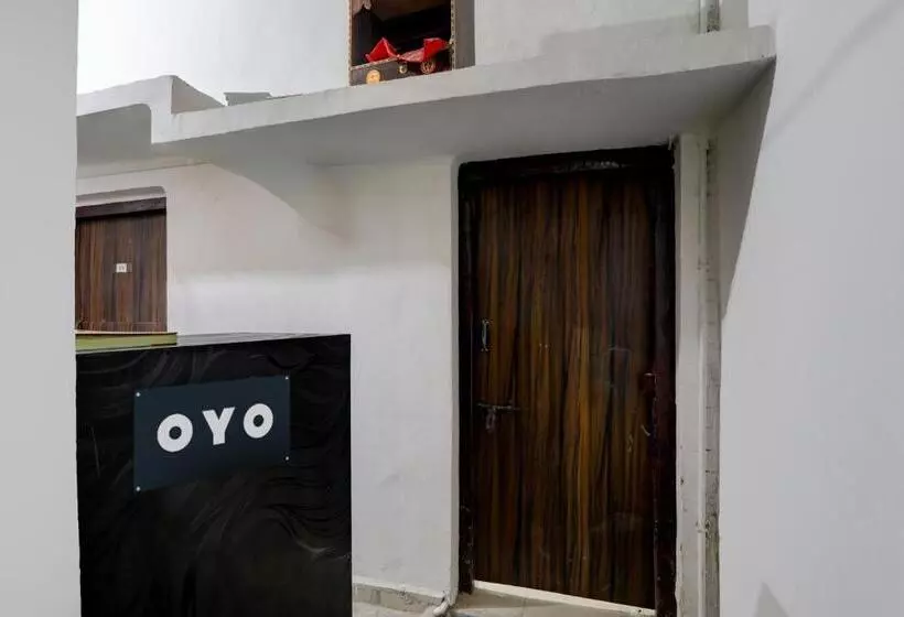 ホテル Oyo Flagship Chitra Guest House