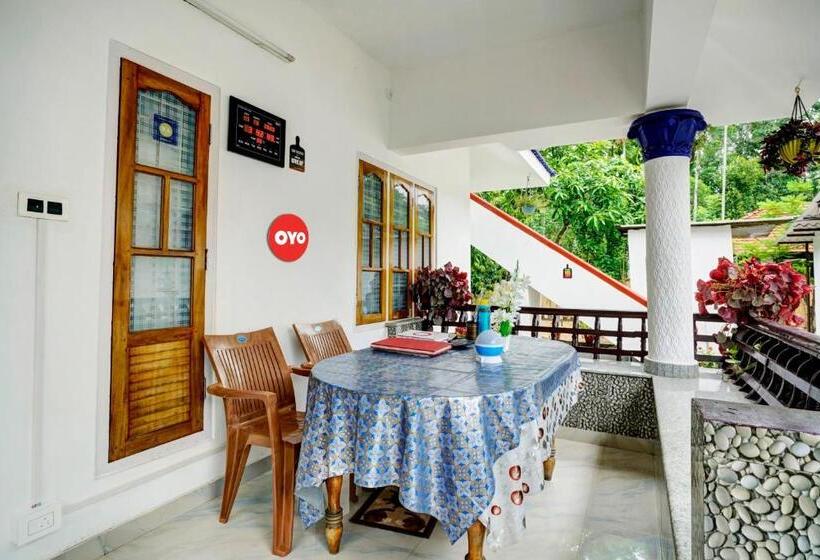 ホテル Oyo Flagship Meadow View Inn