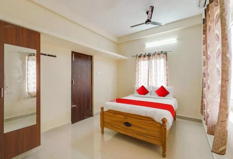 ホテル Oyo Flagship Srinivasa Residency