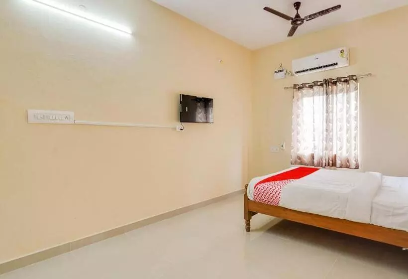 ホテル Oyo Flagship Srinivasa Residency